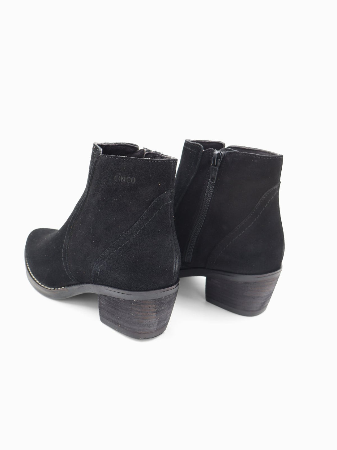 מגפון עור Alexia