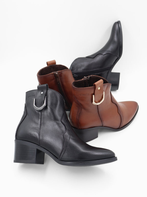 מגפון עור Paula