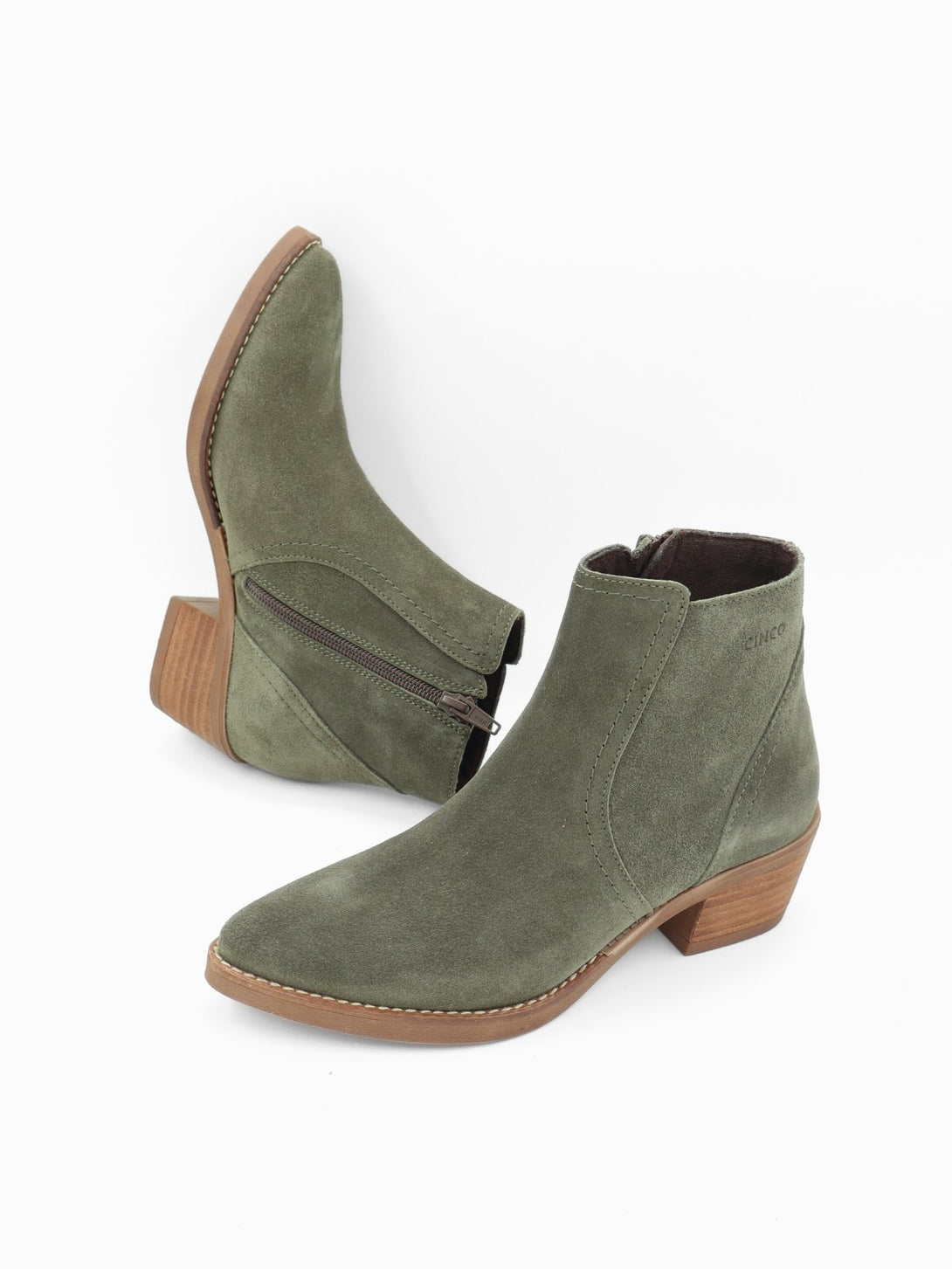 מגפון עור Alexia