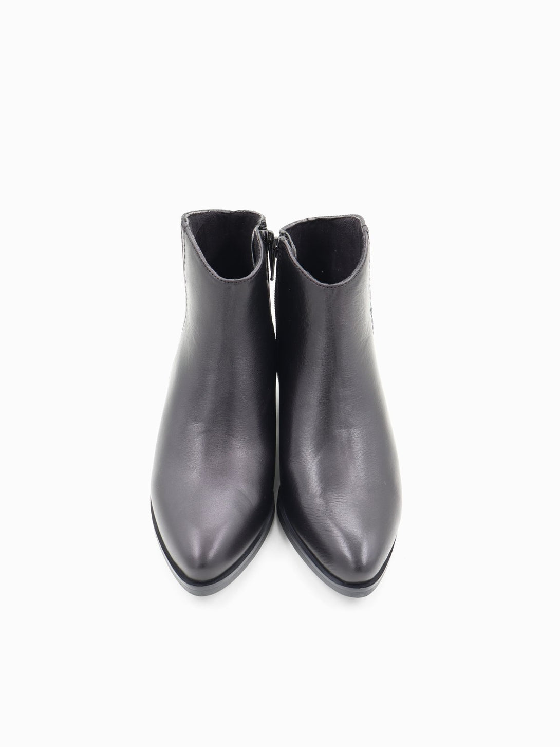 מגפון עור Leonor