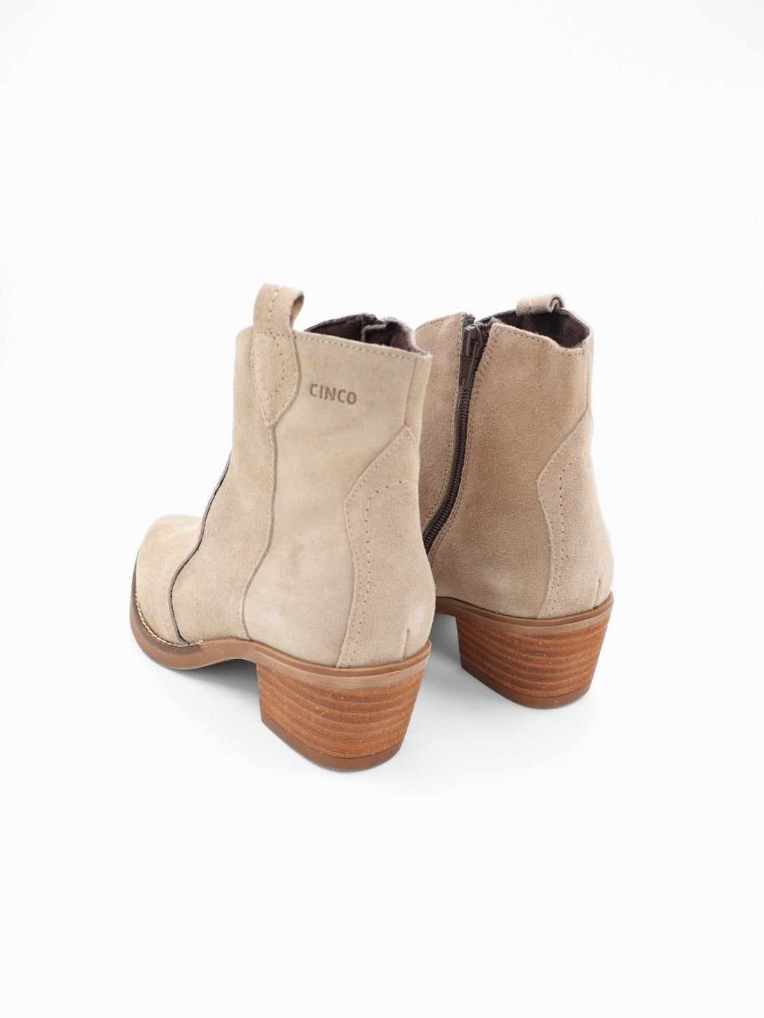 מגפון עור Alina